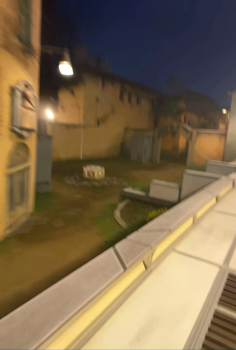 5dxf_'s tweet image. told bae i knew a spot