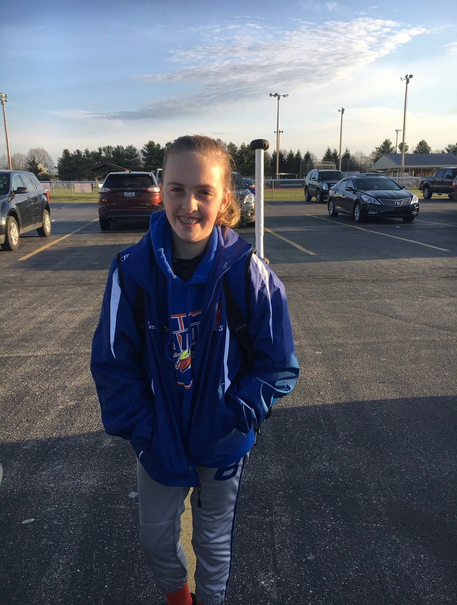 So grateful that I got to end my travel career with <a href="/IowaPremierFP/">Iowa Premier Fastpitch</a>! It has been a blessing to play with and gain sisters from across the country. Thank you to my coaches, especially Coach Dickel, for this awesome opportunity💛🖤. <a href="/JaspersSoftball/">Manhattan University Softball</a>, I’m yours