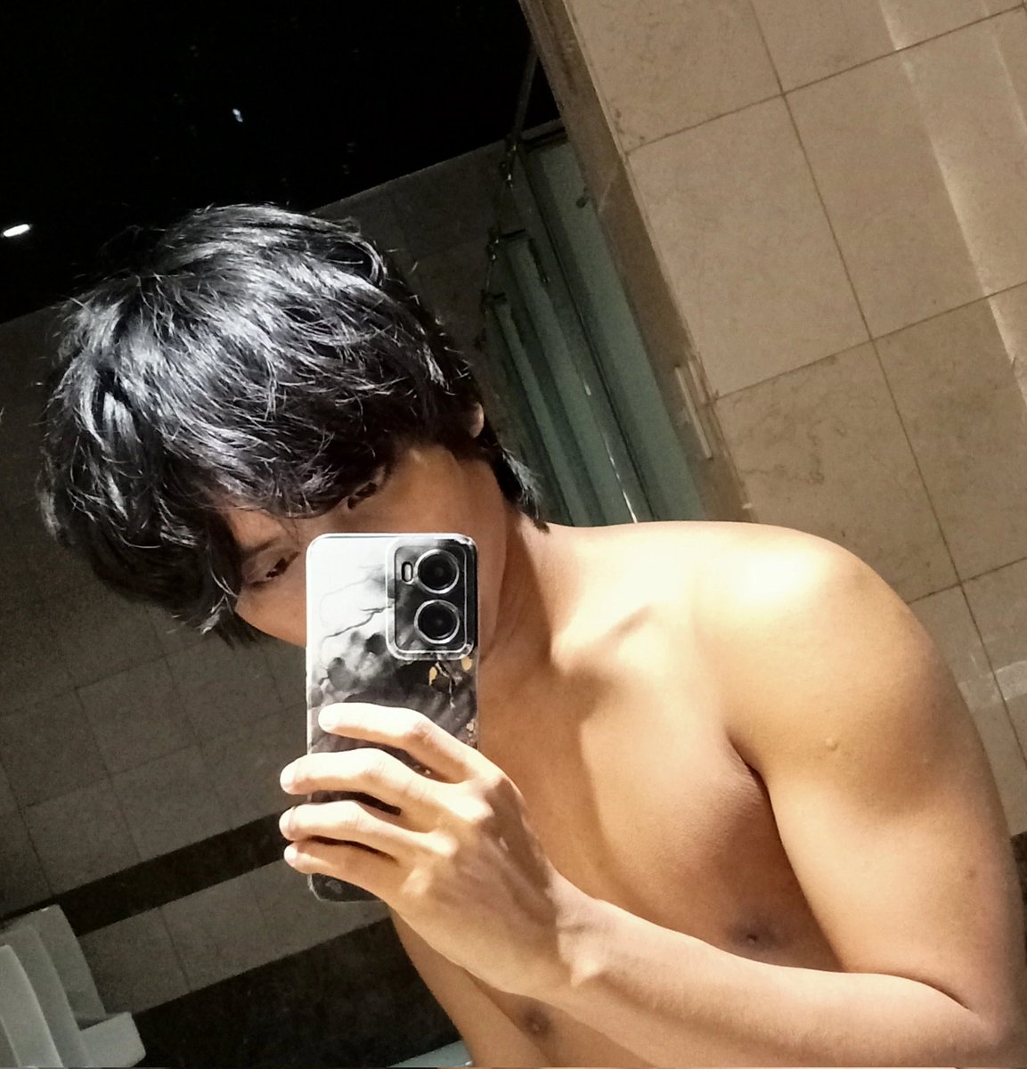 란 日记本⚡ tweet media