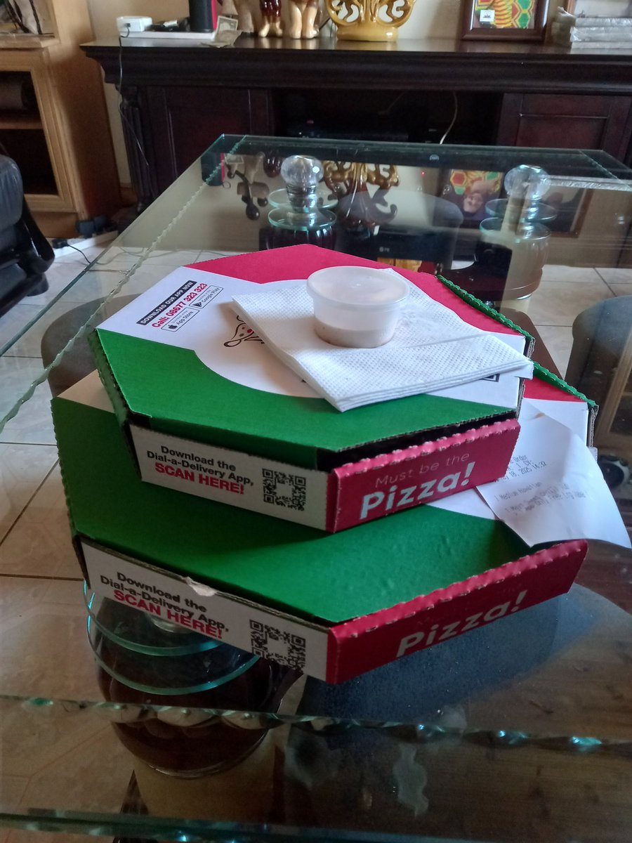 At some point, <a href="/DialADeliveryZW/">Dial A Delivery Zimbabwe</a> brought us this. The large was free. An in-app/App Only promotion.
Did I not think they were kidding until they actually showed up at my gate with both orders?!!