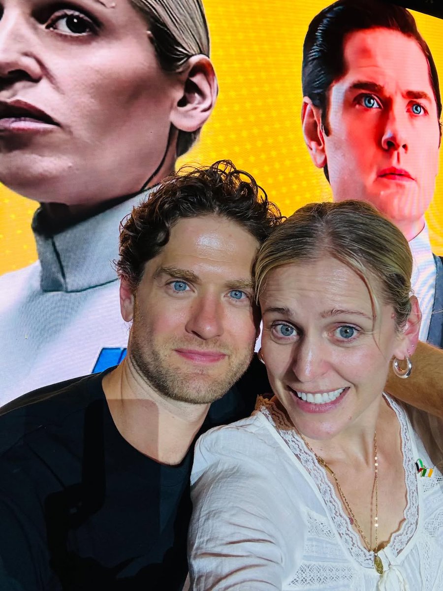 stolenstarpath's tweet photo. Our fav duo at Comic Con Manchester today ✨️ https://t.co/qaxegmUeJU