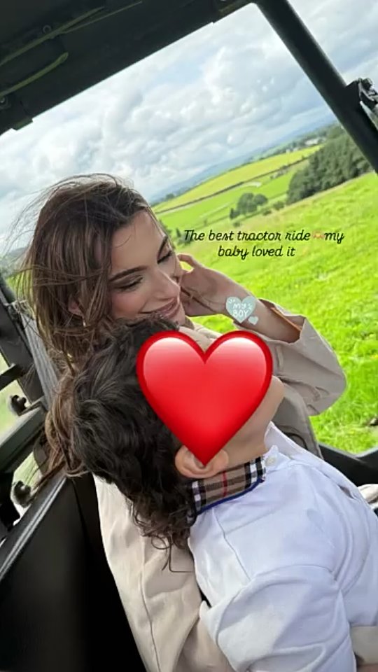 WaIiyhaAzad's tweet image. My baby boy 💙