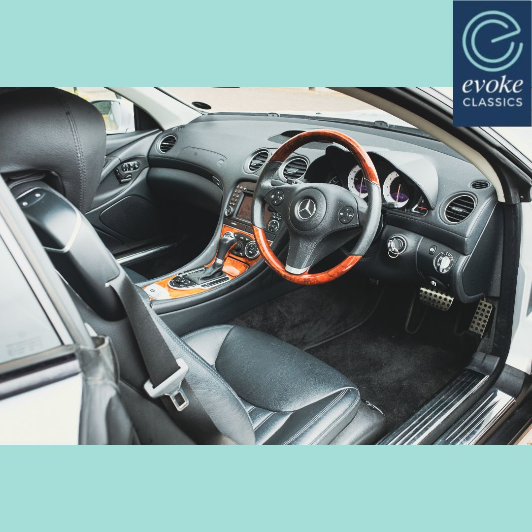 EvokeClassics's tweet image. LIVE AT AUCTION
2009 Mercedes Benz SL350 (R230) *Low Mileage*
evoke-classics.com/auction/#/lots…
Genuine low mileage
Classy specification with over £4k in options
Desirable panoramic glass vario roof
MOT until April 2026
HPi Clear
#SL350 #SL350R230 #MercedesSL350 #MercSL350