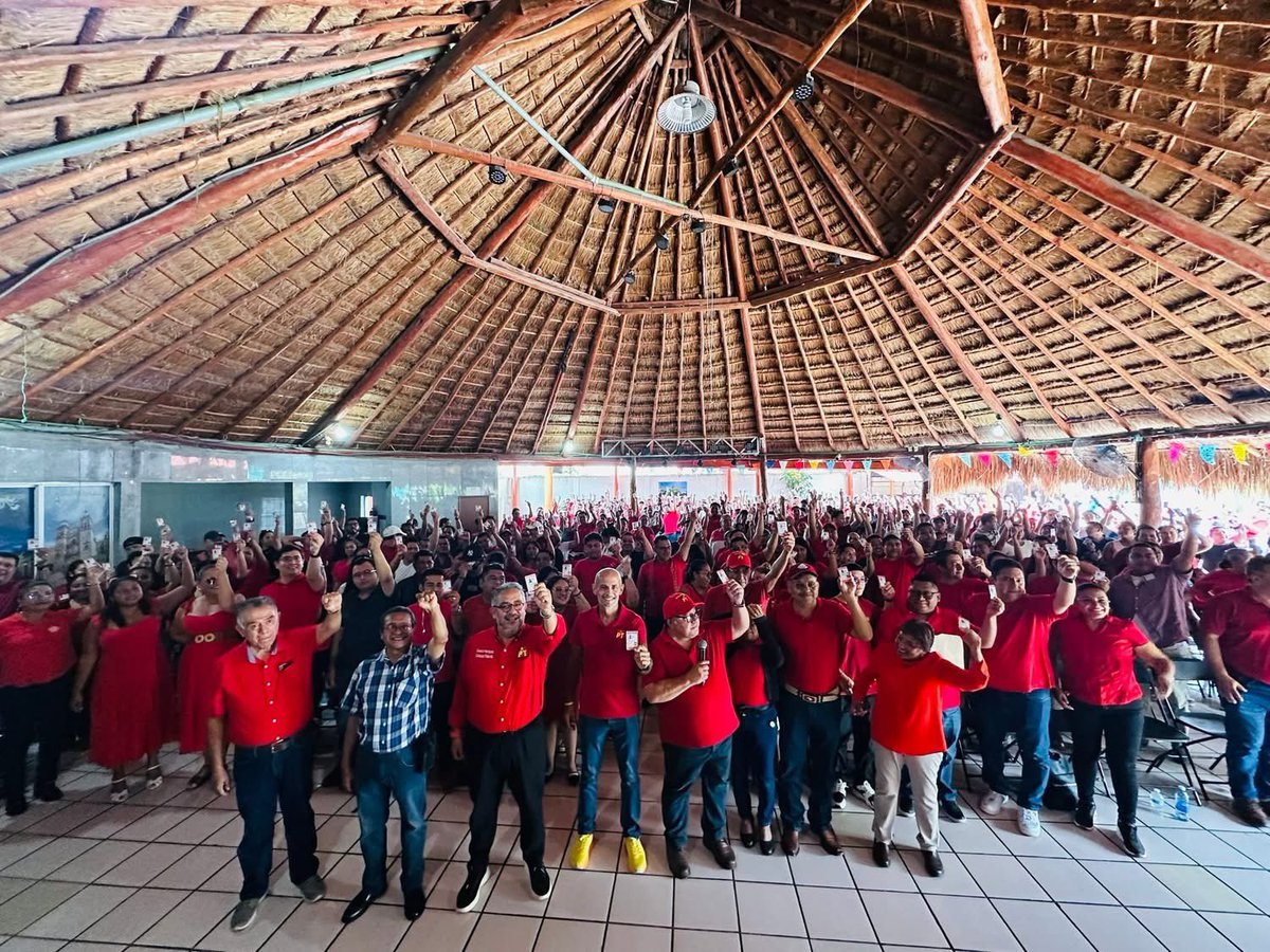 Hugo_Alday's tweet image. El Partido del Trabajo crece con fuerza y convicción en Quintana Roo.
Hoy somos una alternativa real, cercana a los hombres y mujeres trabajadores, a quienes día a día sostienen este estado con su esfuerzo.
Seguimos del lado de los sectores más vulnerables, construyendo desde…