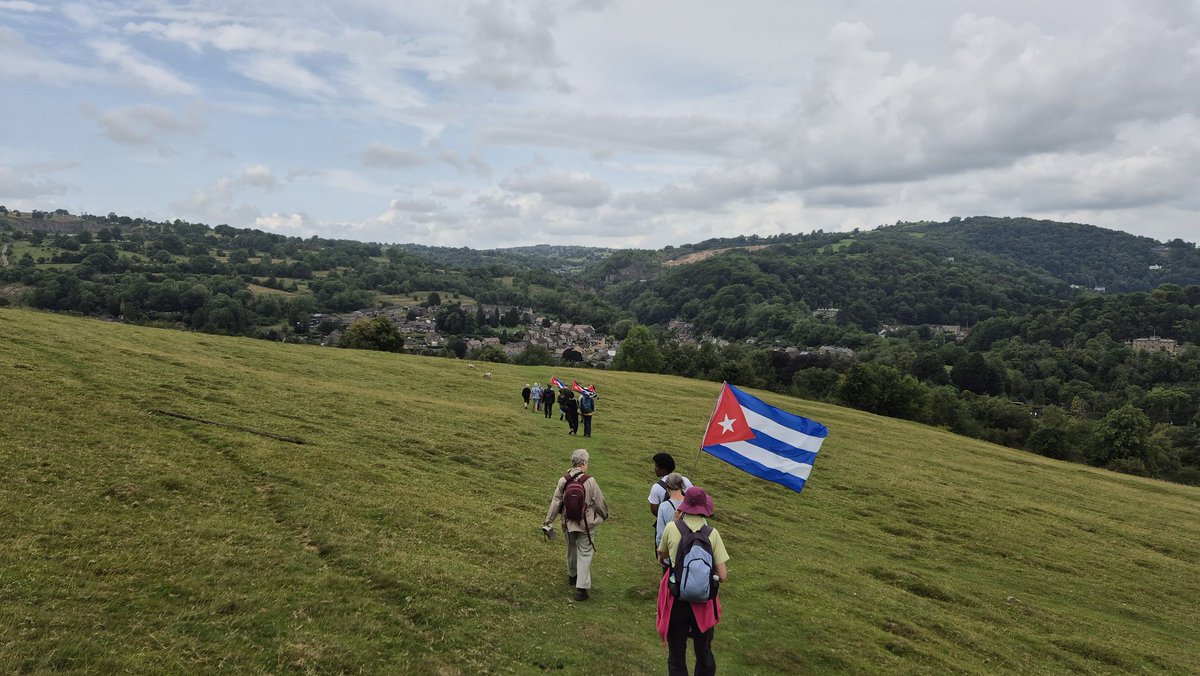 DerbyshireYcl's tweet image. On 26 July, local YCLers hiked around Cromford to mark the Cuban revolution, raising £600+ for @cubasolidarity’s medical aid—speaking with many supportive locals. Derbyshire stands with Cuba against US oppression. 🚩🇨🇺🏴🐏
Want to join hikes for progressive causes? Message us!