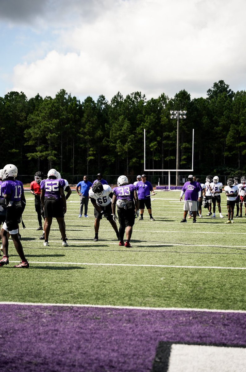 Undre’ “D2” Laws jr (@trxpz_dr3) on Twitter photo Sophomore szn not dat far away !!!!!🧏🏽♂️
<a href="/DekalbRecruits/">Dekalb Recruits (GA.)</a> <a href="/des_bowles/">coach bowles™</a> <a href="/RecruitNE_GA/">RecruitNE_GA</a> <a href="/RecruitGeorgia/">Recruit Georgia</a> <a href="/Dline_coach/">Nicholas Dheilly (Dline Coach)</a> <a href="/JoshJynes48/">Coach Josh Jynes</a> <a href="/PBecoats1973/">Coach Phyllip</a> <a href="/BUFootball/">Baylor Football</a> <a href="/CoachDaniels06/">Coach Daniels</a> Sophomore szn not dat far away !!!!!🧏🏽♂️
<a href="/DekalbRecruits/">Dekalb Recruits (GA.)</a> <a href="/des_bowles/">coach bowles™</a> <a href="/RecruitNE_GA/">RecruitNE_GA</a> <a href="/RecruitGeorgia/">Recruit Georgia</a> <a href="/Dline_coach/">Nicholas Dheilly (Dline Coach)</a> <a href="/JoshJynes48/">Coach Josh Jynes</a> <a href="/PBecoats1973/">Coach Phyllip</a> <a href="/BUFootball/">Baylor Football</a> <a href="/CoachDaniels06/">Coach Daniels</a>
