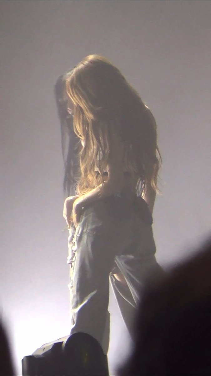 0beambeam's tweet photo. 최애 실루엣 나왔��… https://t.co/kUbX5gIwHn