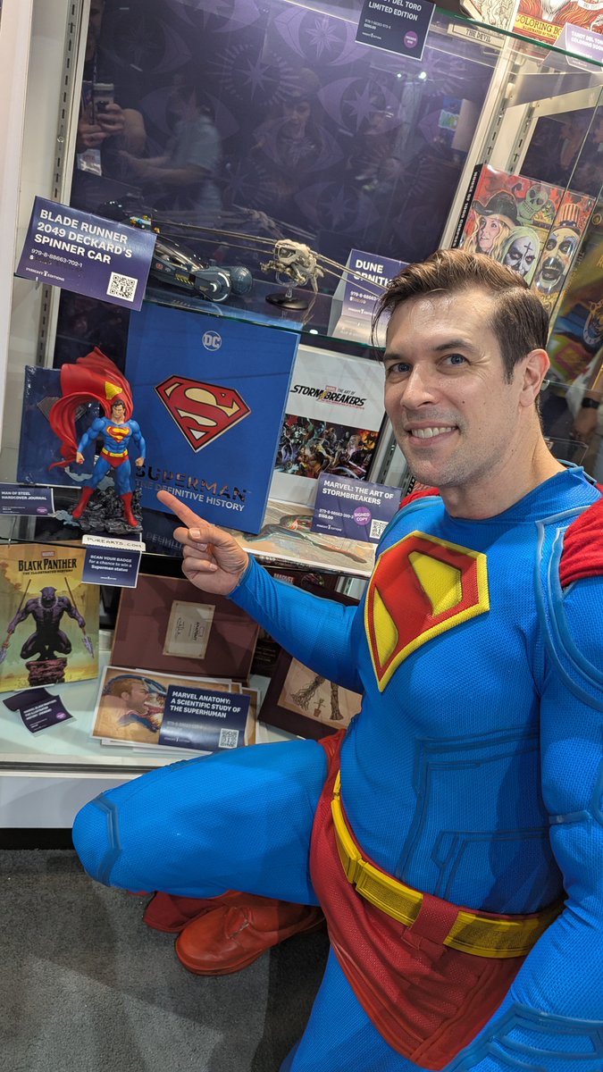 PureArtsLimited's tweet image. Super Dan found some of our DC Heroes Superman PVC Statues at San Diego Comic-Con! 👀
Get yours now ➡️ ow.ly/QARc50WvLB4
#SDCC
