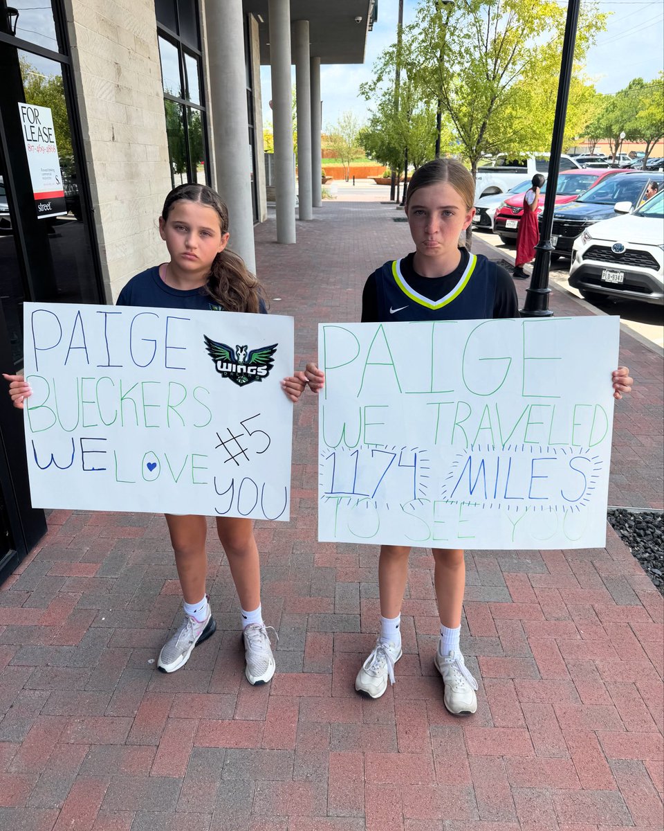 We flew from Michigan to Dallas to watch <a href="/paigebueckers1/">Paige Bueckers</a>, and she’s not playing today. 💔💔 <a href="/DallasWings/">Dallas Wings</a>