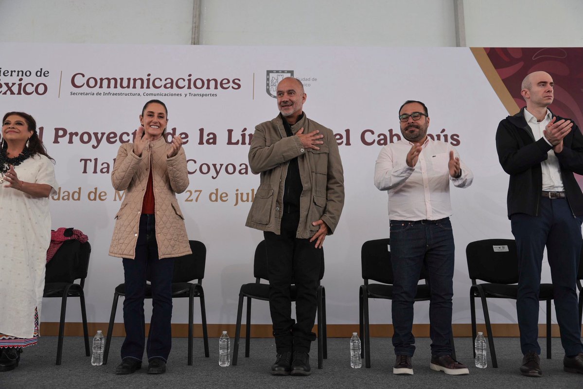 SICTmx's tweet image. El Secretario de Infraestructura, Comunicaciones y Transportes #SICT, Jesús Antonio Esteva Medina, y el Titular de la Agencia Reguladora del Transporte Ferroviario #ARTF, @andreslajous, acompañan a la Presidenta @Claudiashein, al anuncio del Proyecto de la Línea 4 de…