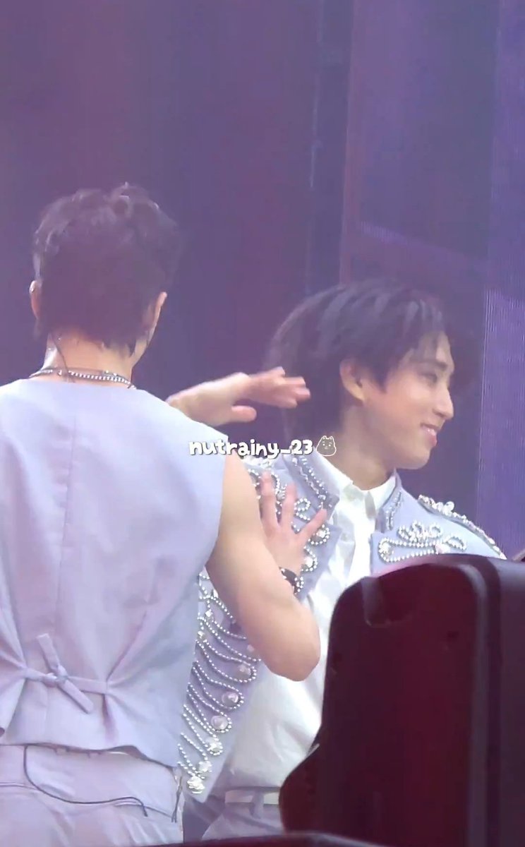 quokkaret_'s tweet image. MY HYUNSUNG!!! ๐ฉถ
jiddieโs never safe when itโs hyunjinโ ๐คง