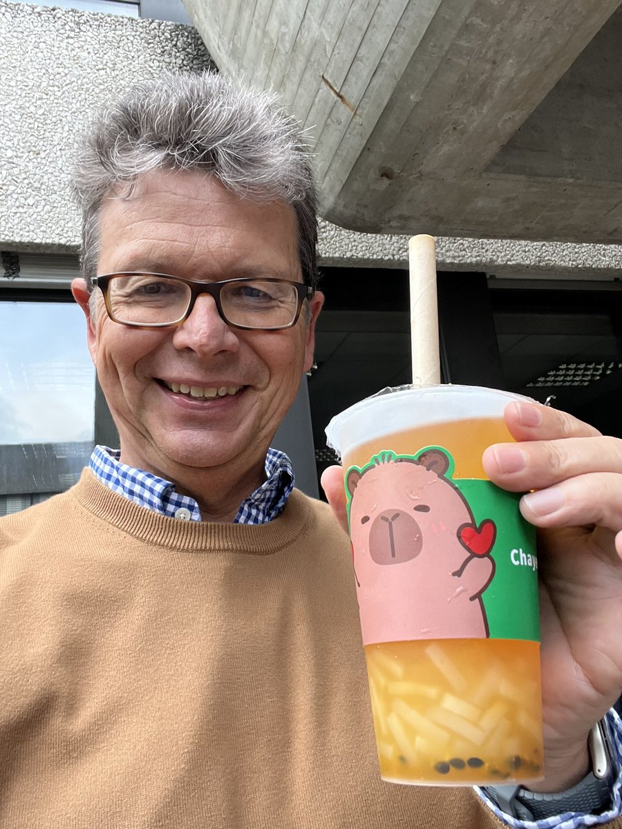 muller_group's tweet image. Do you like #bubble #tea? Here, I have a great #mango #passion fruit #green tea on our #summer #barbecue thanks to Wenqi! What is your favorite #taste?