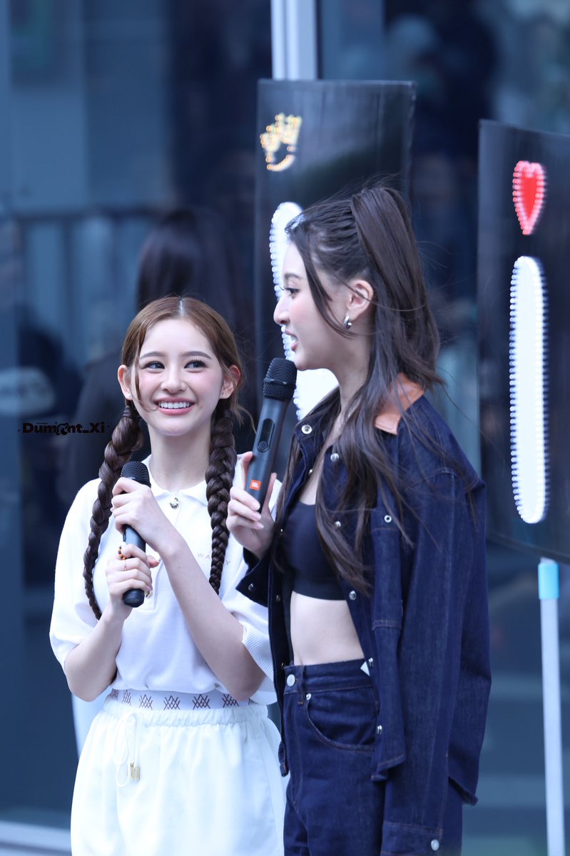 Dumont_Xi's tweet image. 好可爱的两只🥰

#มหกรรมนิยายนานาชาติ2025xVM
#ViewMim #วิวมิ้ม