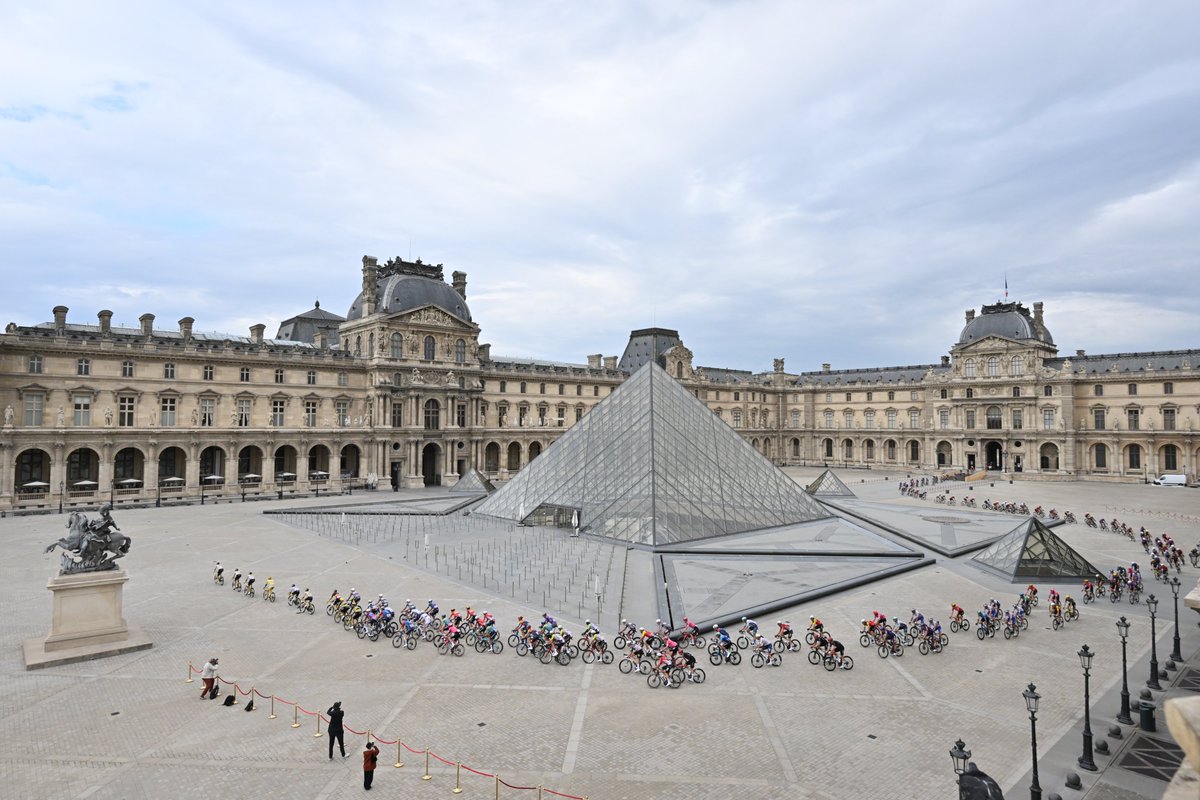 Tour de France ES tweet media