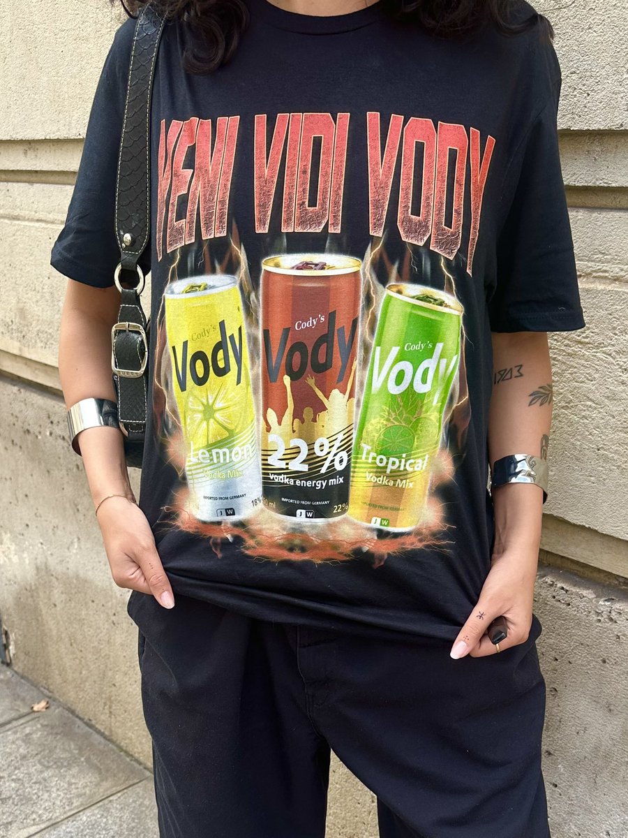 zxrxen's tweet image. J’ai fait sourire tout Paris avec mon t-shirt