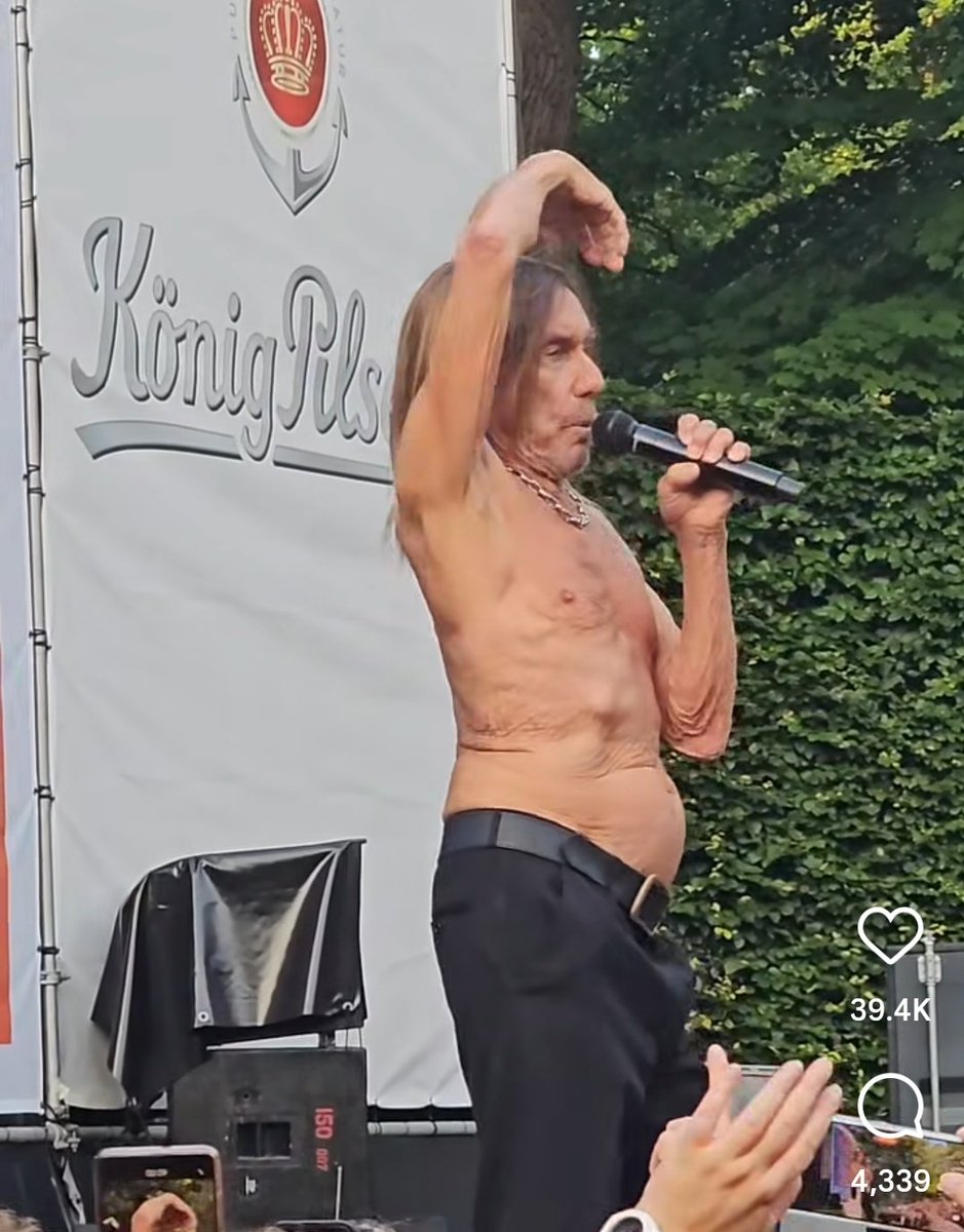 37Lemons's tweet image. If she is refusing to retire, old lady punk rocker Iggy Pop could at least wear a bra or bikini top on stage...the poor audience...I guess grandma really does have a big &apos;lust for life&apos;