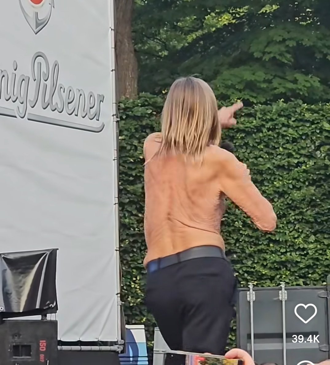 37Lemons's tweet image. If she is refusing to retire, old lady punk rocker Iggy Pop could at least wear a bra or bikini top on stage...the poor audience...I guess grandma really does have a big &apos;lust for life&apos;