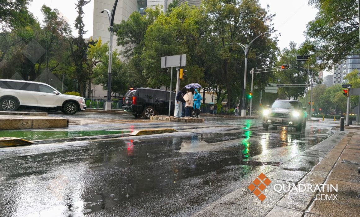 QuadratinMexico's tweet image. El reporte meteorológico de la #SGIRPC informó que, para esta tarde en #CDMX, la temperatura máxima será de 25 grados Celsius (°C).
mexico.quadratin.com.mx/preven-lluvias…