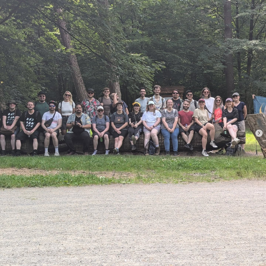 RBTV_Koeln's tweet photo. Moin Mitbohnen! 🌞 Unser Community-Wandertag im Königsforst war ein voller Erfolg – Sonne, gute Laune &amp; der „höhste“ Punkt Kölns: der Monte Troodelöh. Ein entspannter Tag mit tollen Gesprächen &amp; noch besseren Leuten! ❤️🥾 #rbtv #bohnenliebe #Wandern #cgnbeans #MonteTroodelöh https://t.co/uc6t48A0Ps