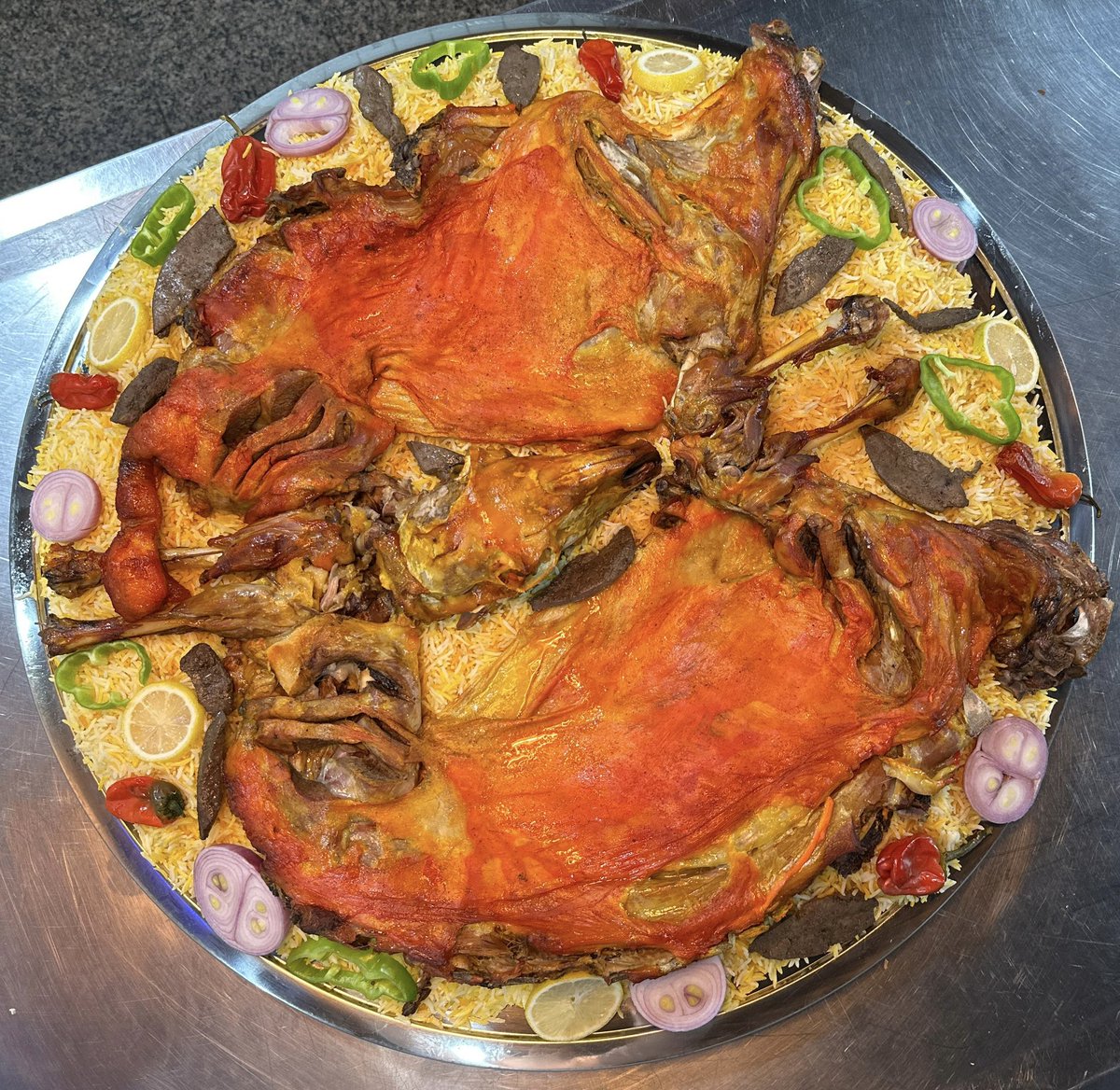 مندي نوح .. لكل طلعة ولكل جمعة😋💯

#مندي #نوح #مطاعم #رز #لحم #جمعات #رواتب #الاحد #السعودية #الرياض #ذبايح