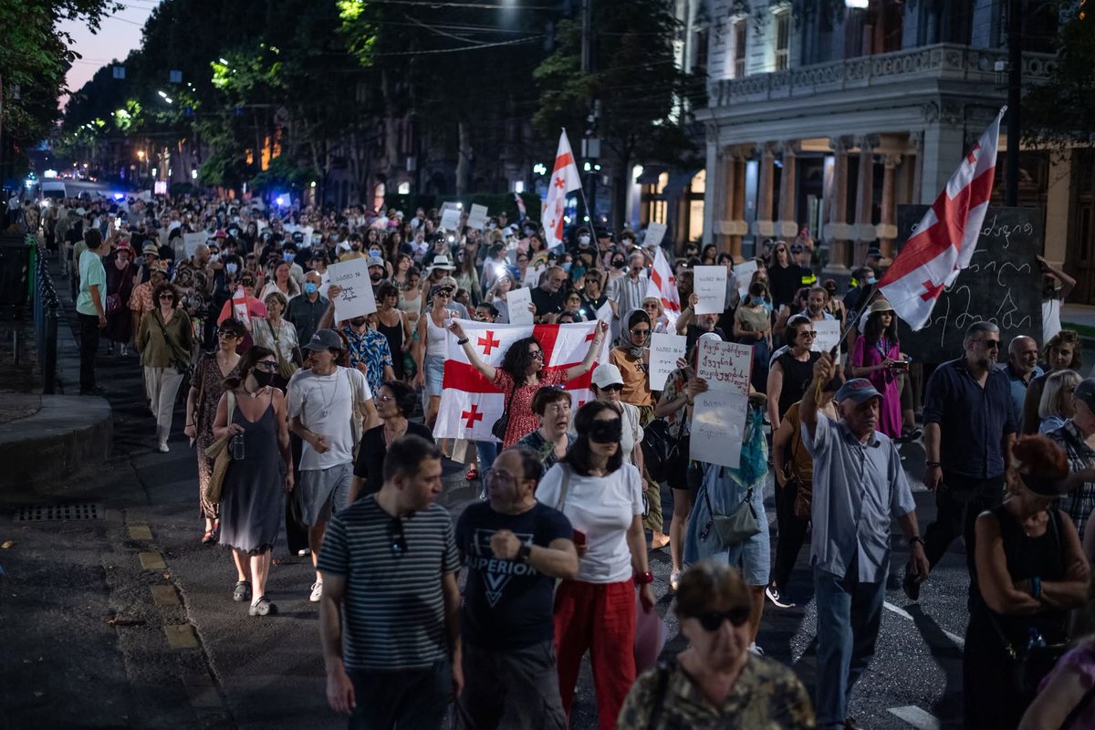 On day 242 of the uninterrupted protests in Georgia, the culture community organized a march to Rustaveli Avenue. 

Protests continue in 8+ cities across the country. 

📷 Mariam Nikuradze