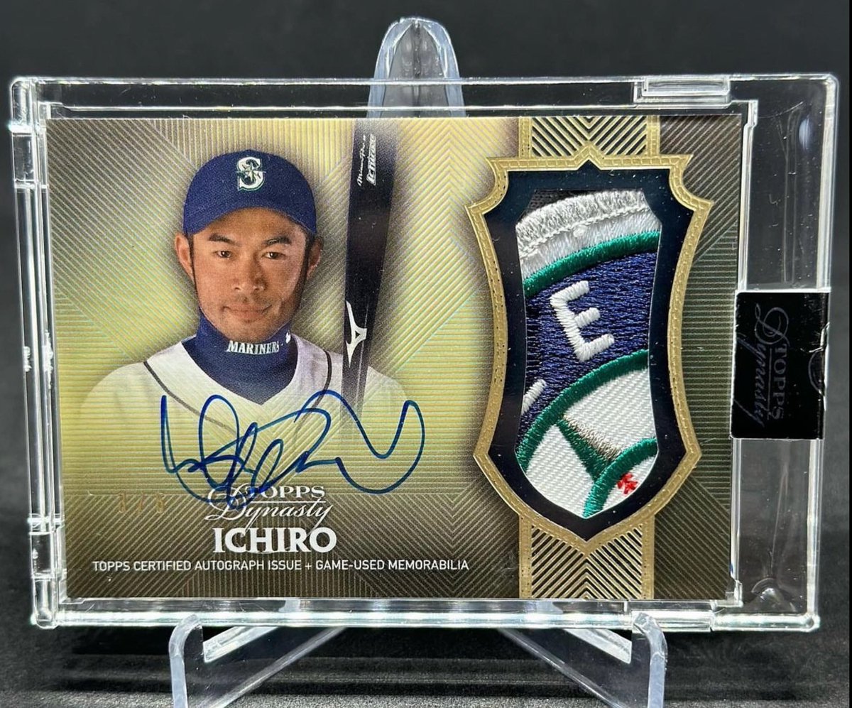 CardsBoulevard's tweet image. Beautiful Dynasty Ichiro Game-Used Patch On-Card Auto /5…😳
Congratulations to Ichiro on being inducted into the Baseball Hall Of Fame later today! A living legend…