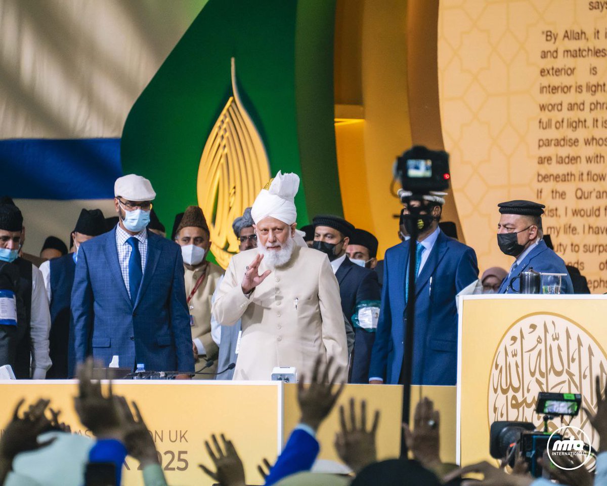 اِنِّیْ مَعَکَ یَا مَسْرُوْرُ

#MTAi #JalsaConnect #JalsaUK2025 #جلسہ_سالانہ