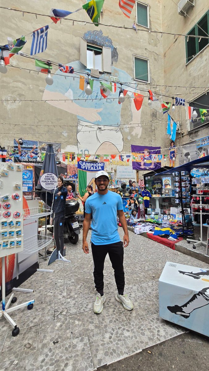 Olivarescfc's tweet image. 🇮🇹 Hoy inicia en Italia, uno de los viajes que más he preparado y soñado en toda mi vida.
40 días para estudiar, analizar y conectar con la historia del arte en este increíble país, desde Napoles hasta Milan.