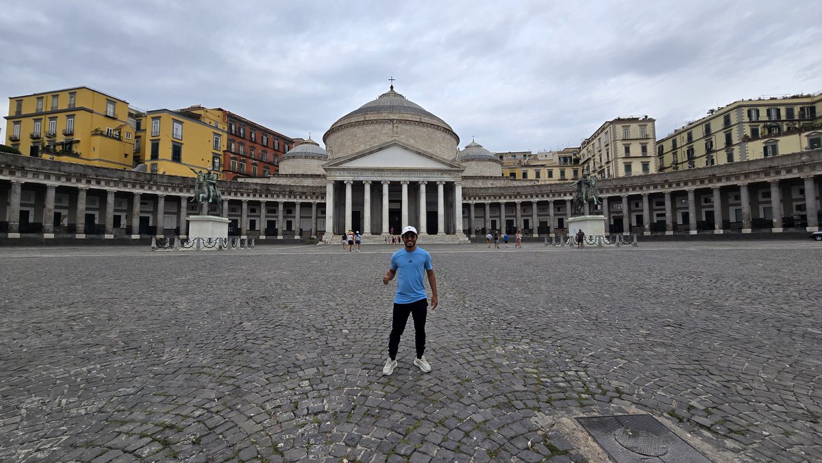 Olivarescfc's tweet image. 🇮🇹 Hoy inicia en Italia, uno de los viajes que más he preparado y soñado en toda mi vida.
40 días para estudiar, analizar y conectar con la historia del arte en este increíble país, desde Napoles hasta Milan.