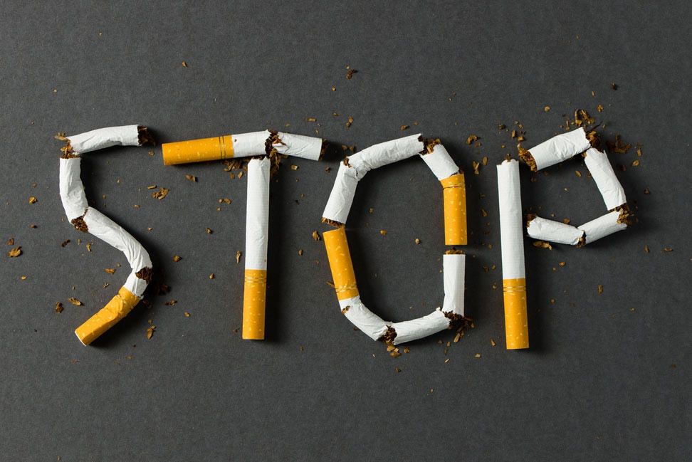 ASLAMSH29148022's tweet image. CIGARETTE: DEFINITION
A pinch of tobacco
Rolled in paper
With fire at one end
And a fool at the other!