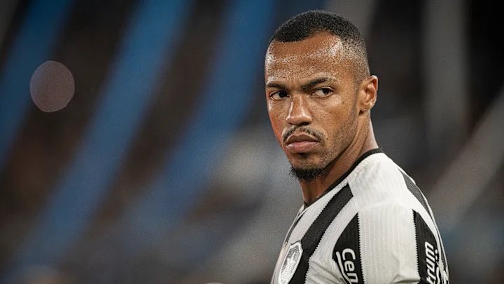 GloriousBotaYT's tweet image. Shabab Al-Ahli made an official proposal for Marlon Freitas.

The values were considered low by Alvinegro.

🗞️ Thiago Franklin