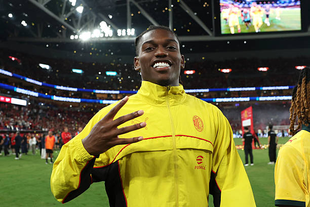 MilanPosts's tweet image. 🗣️ Furio Fedele spoke to @MilanNewsit: Leao has done well so far, hasn’t he? "Yes, but I stand by my opinion. With all due respect, I think Rafa is a very good player with moments of brilliance but not a champion, not a leader. In fact, his national team doesn’t even really…