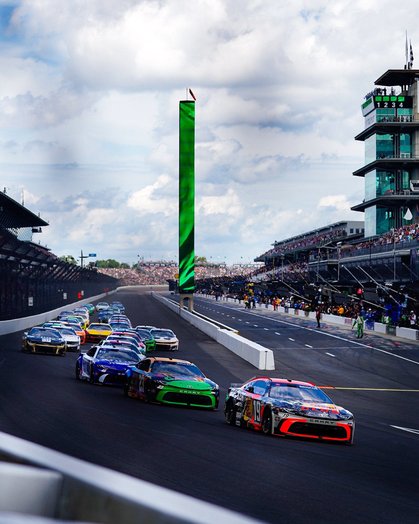 ビンテージ NHRA NASCAR メイン スポンサー 煙草 広告AD＆ パネル Front Row Motorsports: Martinsville Speedway Competition