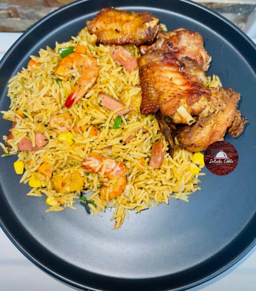 DeltachicS's tweet image. Eating and watching 😅 #BBNaijaS10