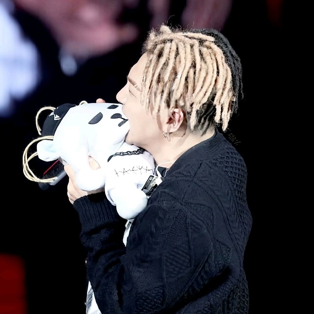 miradaesung's tweet image. chegou meu daesunguinho e eu to assim