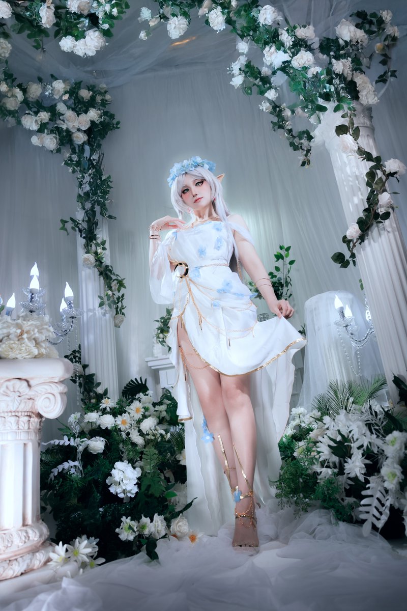 장송의 프리렌 /신탁소녀 버전

프리렌 : n버섯

p. 샐러리맨A님 <a href="/kth6076/">샐러리맨A</a>

노아스튜디오 <a href="/No_A_studio/">노아 스튜디오</a>
三分妄想 <a href="/3_delusion/">三分妄想1/3Delusion</a>

*추가사진(블로그)*
blog.naver.com/eaeneaen/22394…

#葬送のフリーレン  #FrierenBeyondJourneysEnd
#葬送的芙莉莲  
#コスプレ #cosplay  #코스프레 
#フリーレン  #frieren