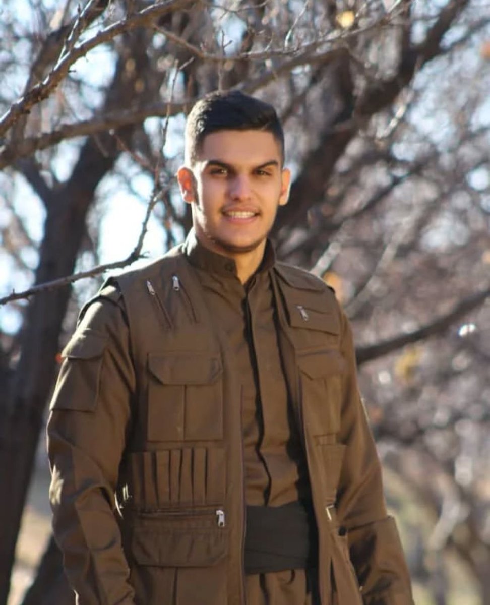 Hengaw_English's tweet image. 🚨 Breaking News:
Kurdish environmental activist Chiako Yousefnejad has died from severe injuries sustained while battling a wildfire in the Abidar mountain of Sanandaj. He lost his life moments ago.