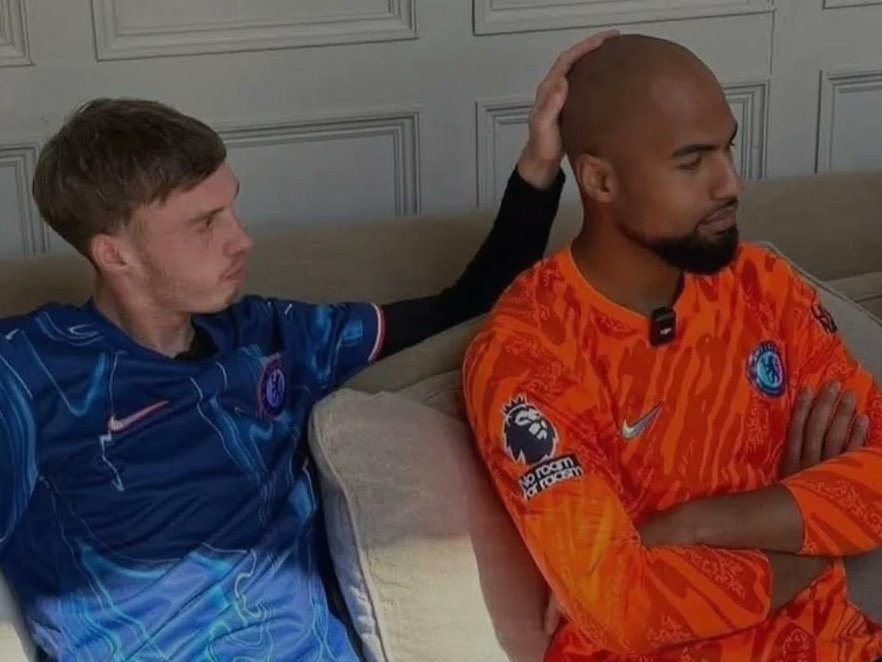 JuiceTHFC's tweet image. 1000 likes and I make this my banner