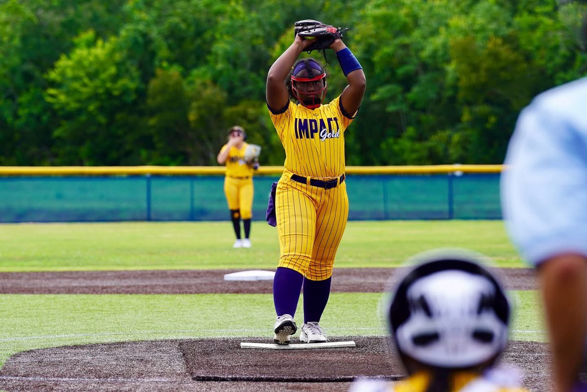 Tatum Mayeaux RHP 2027 tweet media