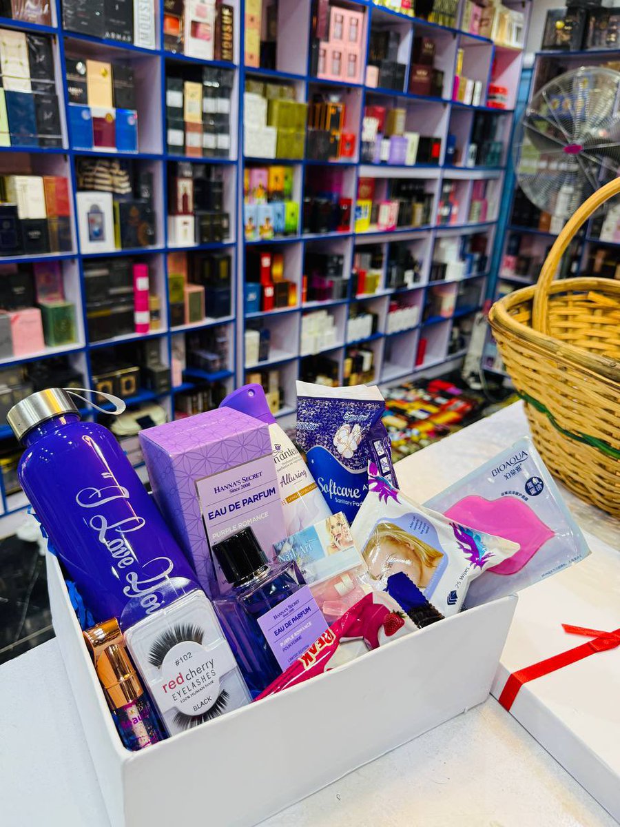 GIRLBOSS_TRICIA's tweet image. Girlfriends Day package 2.0
Incase you don’t like paper bags,we have boxes available
🏷️28,000 each
Location:Ibadan
We deliver anywhere in Nigeria 🛍️