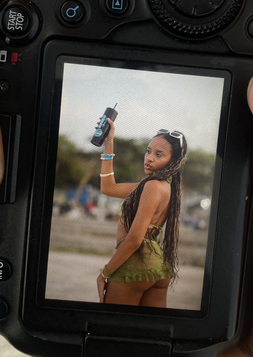 s_alexgray's tweet image. 💚🍀 #republicbeach