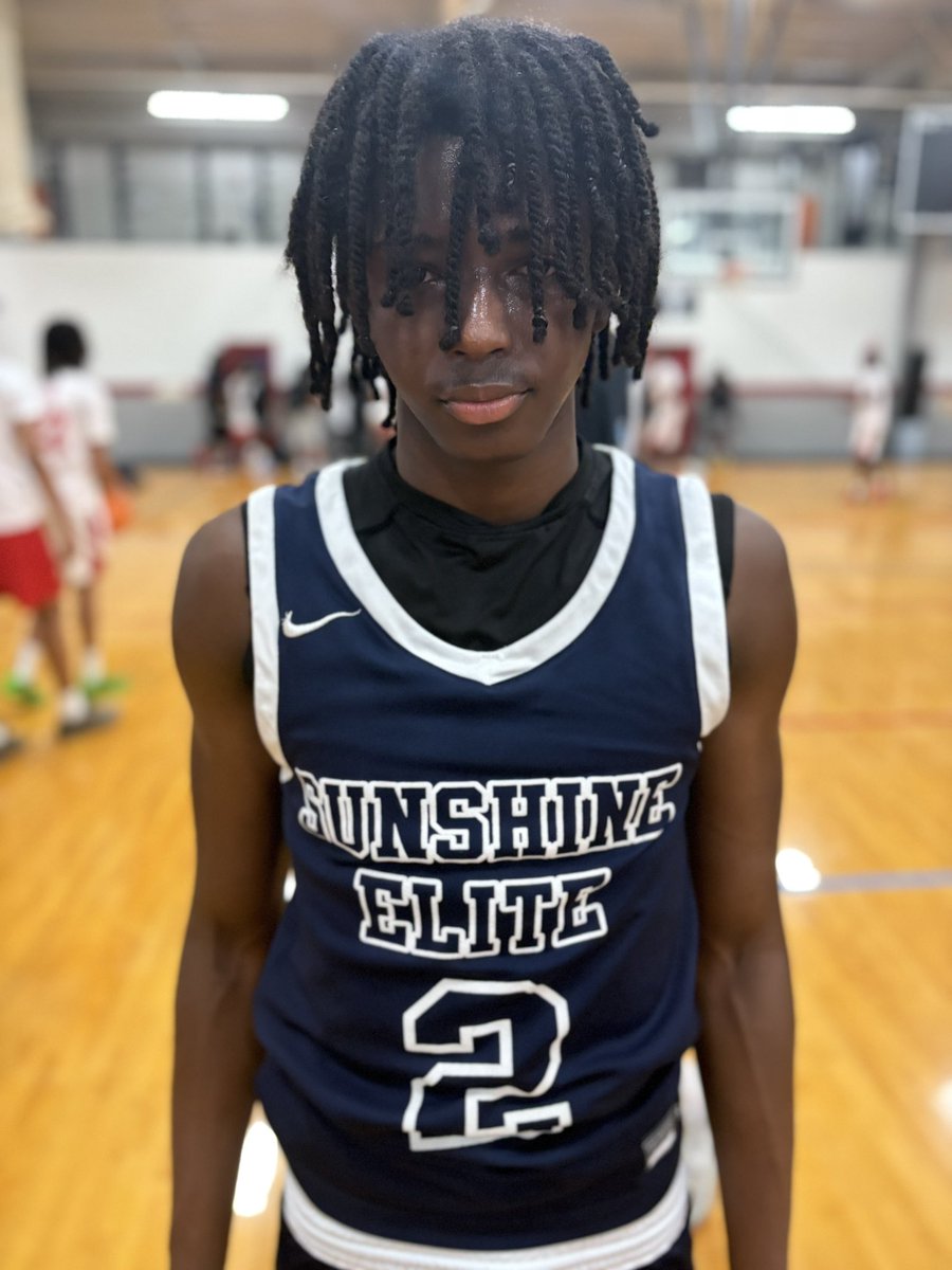 MathurineAgency's tweet image. Cory McPherson 6’0 G 2027 Sunshine Elite
Set the tone early especially on the defensive end. Faced Triangle Offense in championship game and did a good job containing there guards, easily putting himself in contention as a big time xfactor on the day.