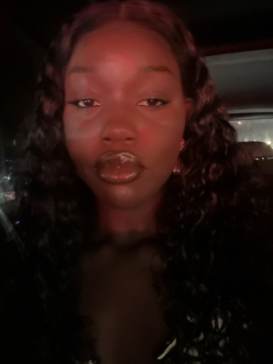 timidivy's tweet image. last night