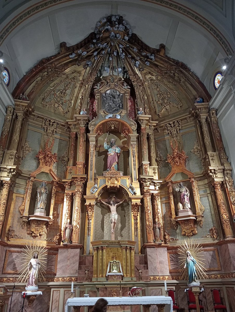 JulioCsarAbadV3's tweet image. Esta mañana he visitado por primera vez Villarrubia de Santiago, en la provincia de Toledo. Me ha gustado mucho la Eucaristía en su Iglesia de San Bartolomé. Buen remate para la semana del Patrono de España, cuyo sepulcro pude visitar el pasado año.