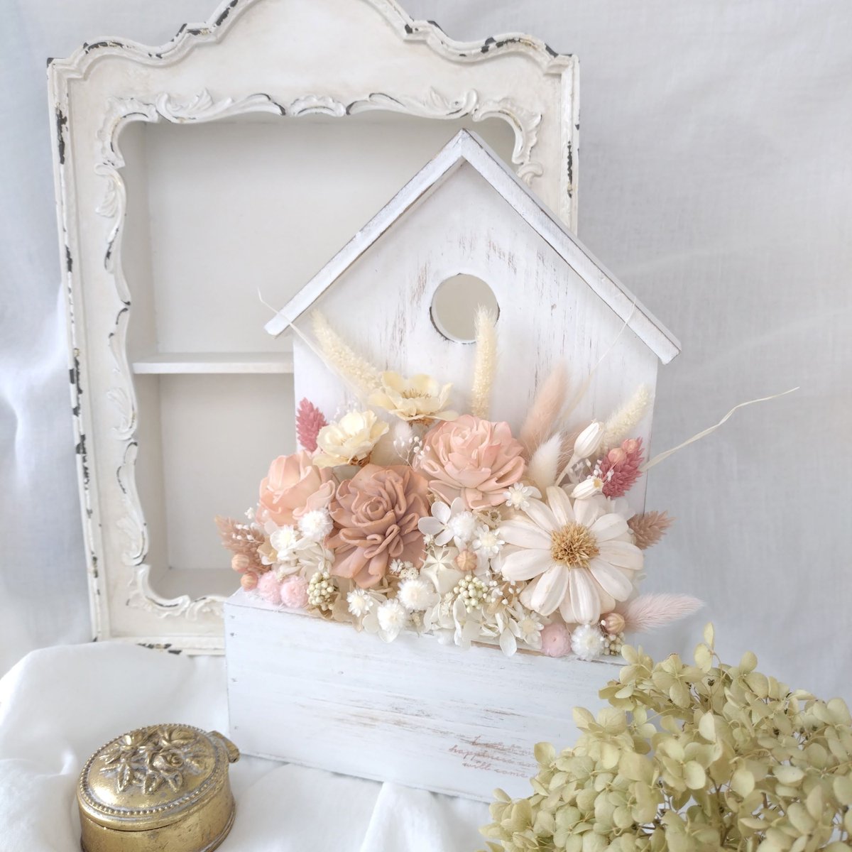 ⭐️【ギフト箱付】ソウルオブシベリア ブリザード 白黒仕上げ ⭐️公式認定品 ソープフラワーブーケ（黒✕赤）漆黒ギフトボックス入＋カード付