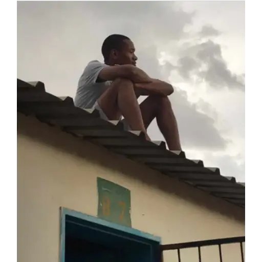 GeniusHawlah's tweet image. I saw some crows today, I quickly looked away before them think say na them I dey frown for.
Emi ti mo n ro bi 2+2 se ma di 2.5 million.