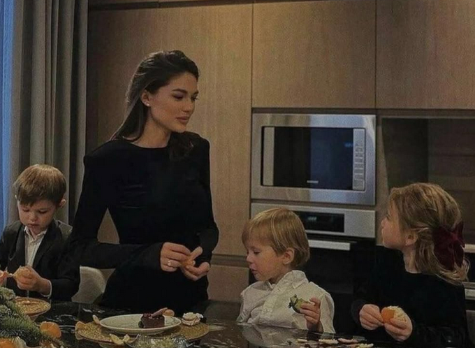 2030: 
"Mom why are we so rich?"

Because dad didn't panic sell.
