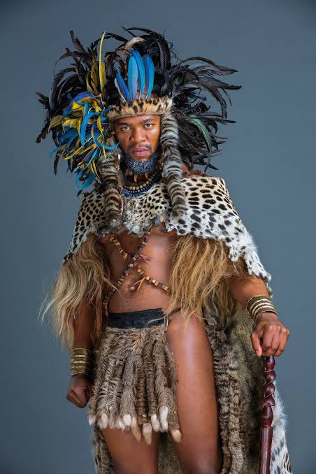 Jabulani Macdonald β‘οΈ (@jabu_macdonald) on Twitter photo #ShakaiLembeS2  We are moving too fast πππ can they let us mourn Dingiswayoβs death please ! 
I need the national flag to fly at half mast. Someone contact Cyril Ramaphosa! #ShakaiLembeS2  We are moving too fast πππ can they let us mourn Dingiswayoβs death please ! 
I need the national flag to fly at half mast. Someone contact Cyril Ramaphosa!
