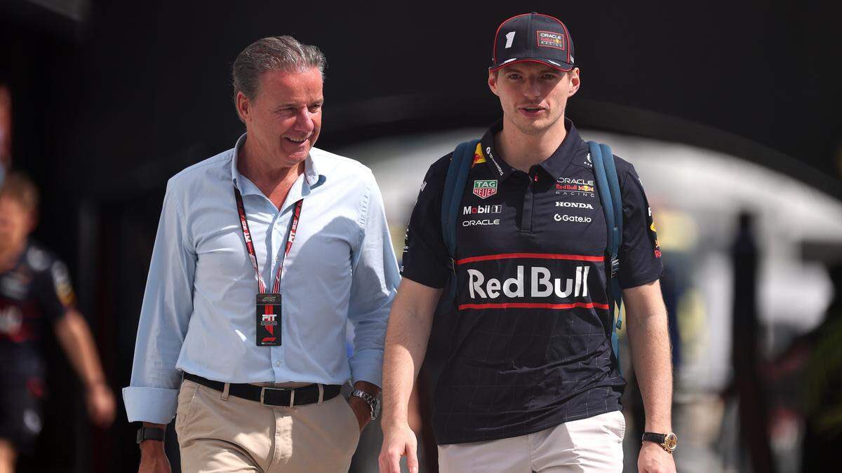 Erik van Haren confirme que Max a décidé de rester chez Red Bull aussi pour 2026.

Il est sûr d’être P3 après la Hongrie, sa clause ne s’activera pas. Il avait de toute façon décidé de rester.