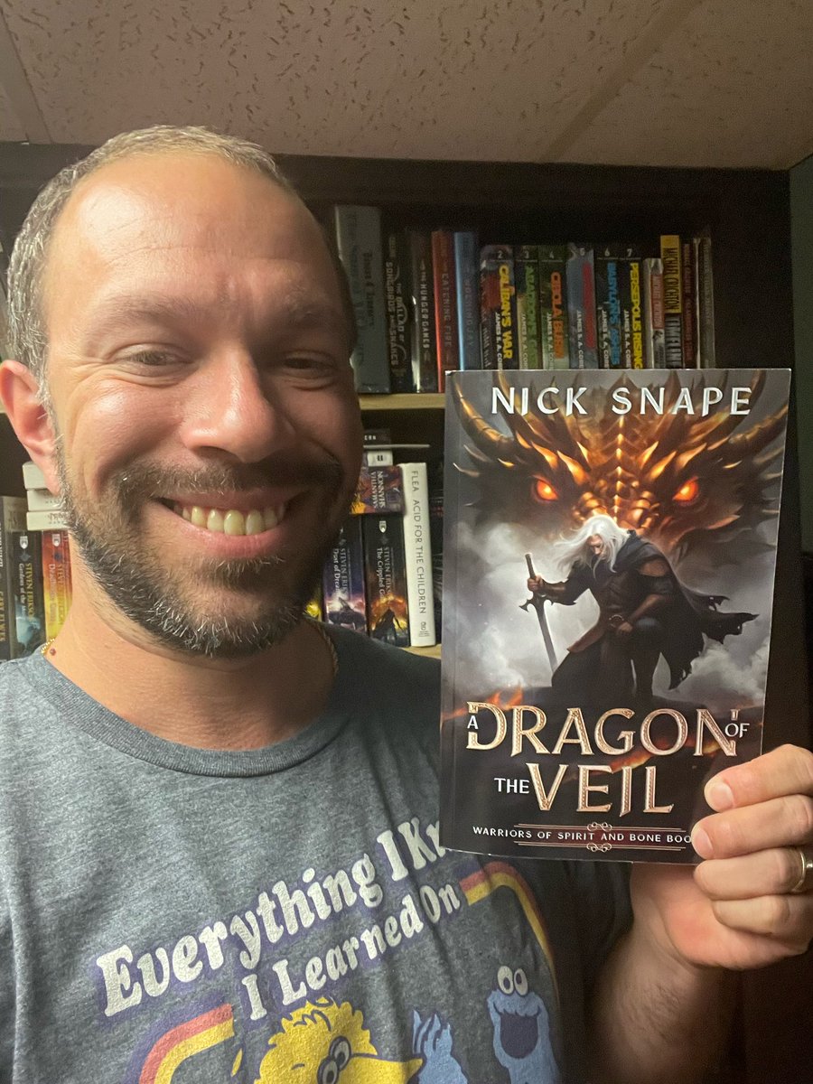 pete_reviews's tweet image. NEW COVER WHO DIS?!delivers on Sundays, thank you @SnapeNick !
Very stoked to check this series out, especially with book 3 around the corner!